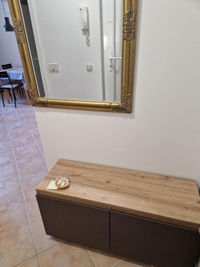 Apt Ella Medolino Esterno foto
